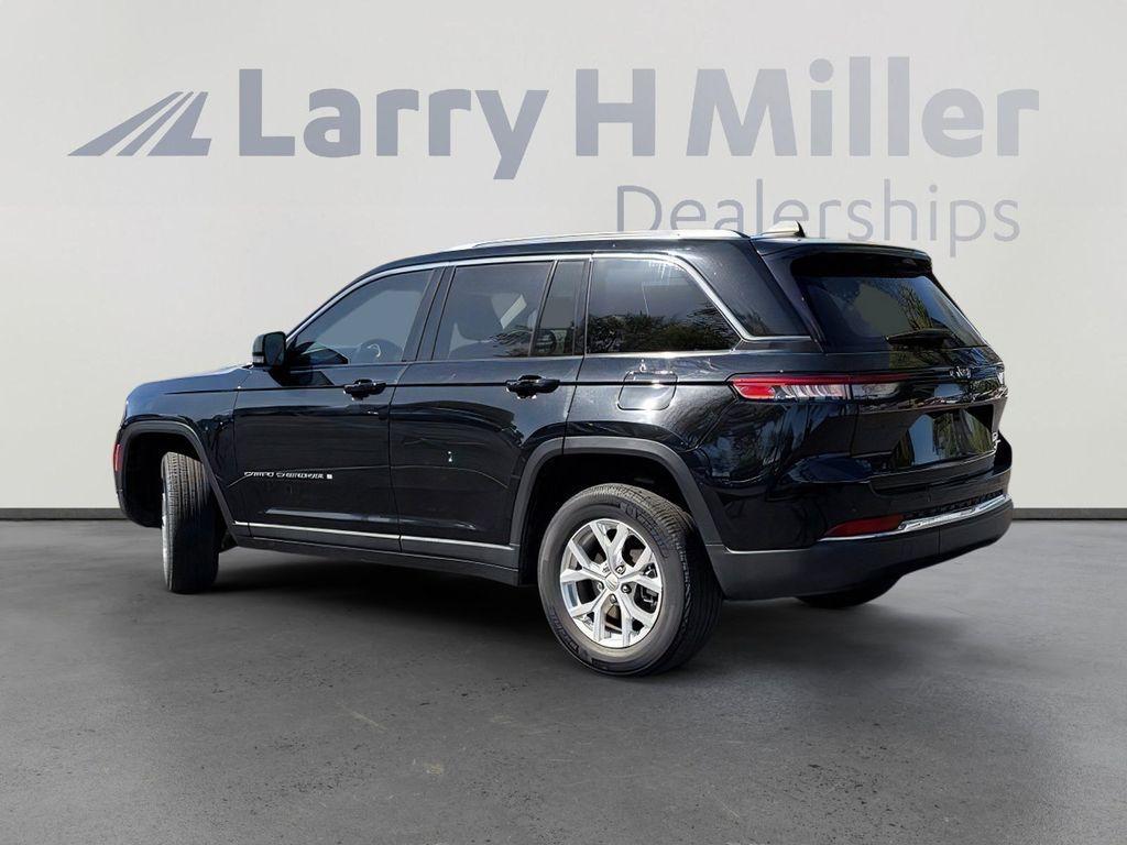 used 2023 Jeep Grand Cherokee car, priced at $27,546