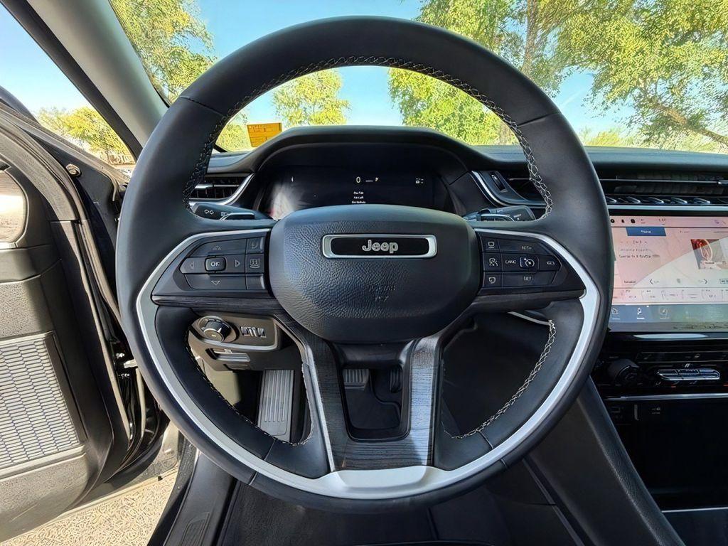 used 2023 Jeep Grand Cherokee car, priced at $27,546
