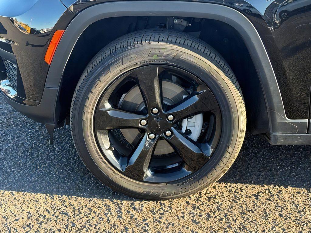 used 2021 Jeep Grand Cherokee L car, priced at $24,000