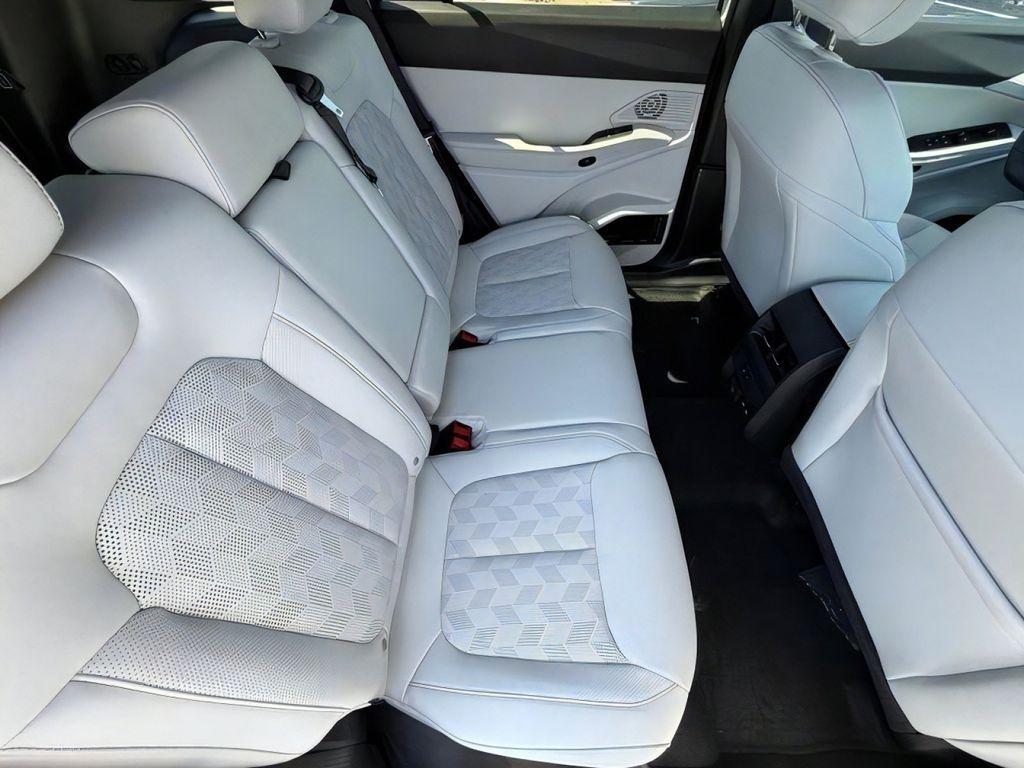 new 2026 Jeep Cherokee car, priced at $47,381