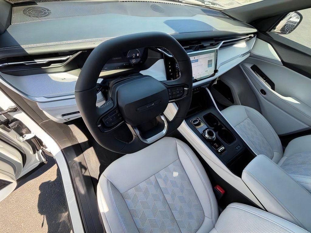new 2026 Jeep Cherokee car, priced at $47,381