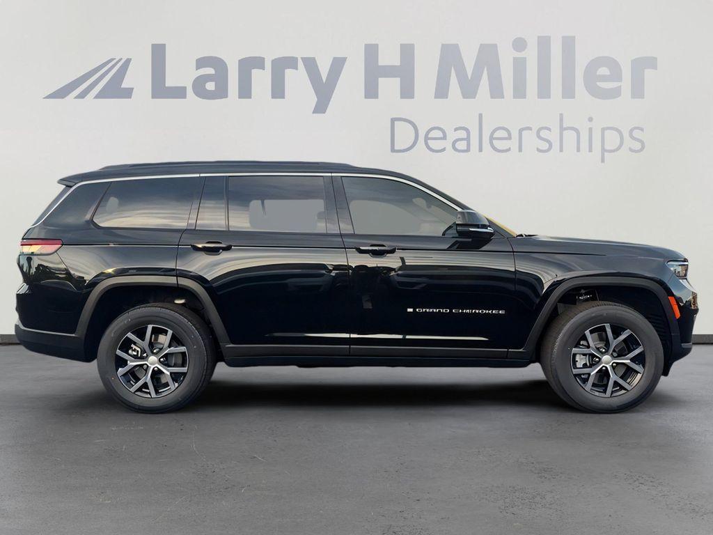 new 2025 Jeep Grand Cherokee L car, priced at $43,837