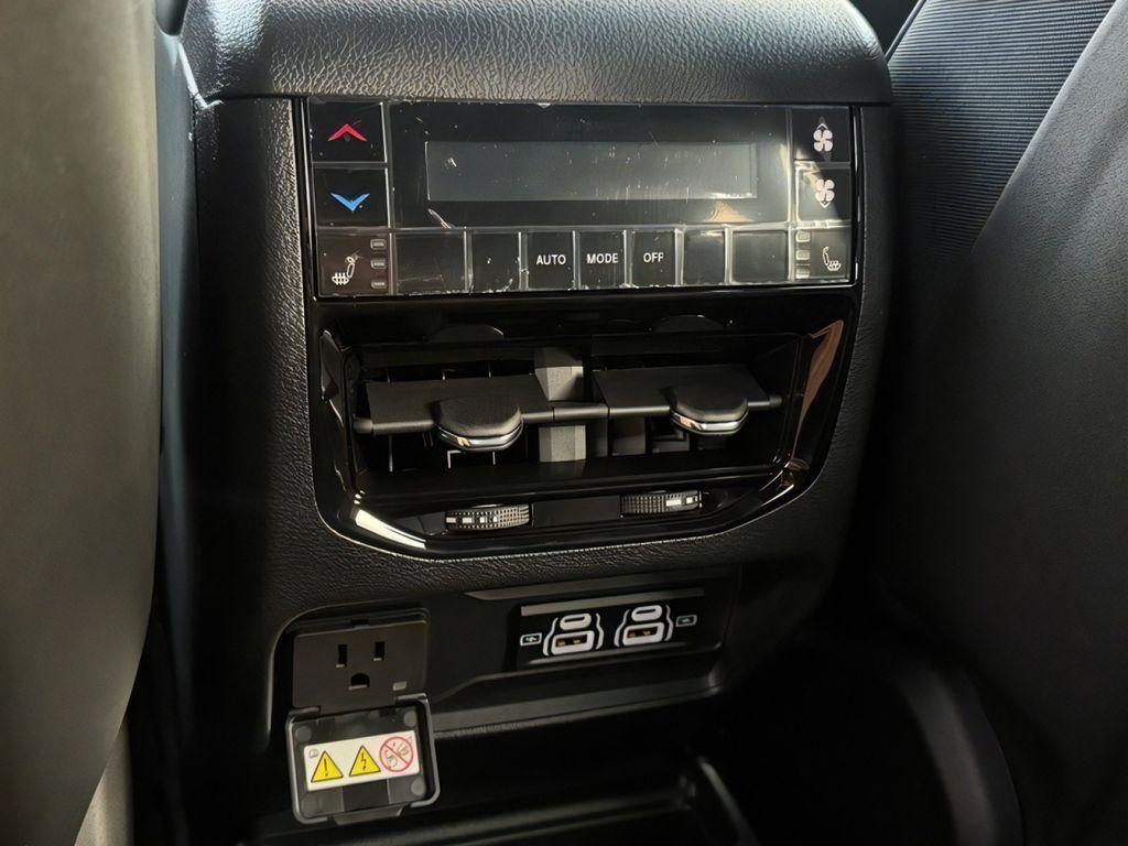 new 2025 Jeep Grand Cherokee L car, priced at $43,837