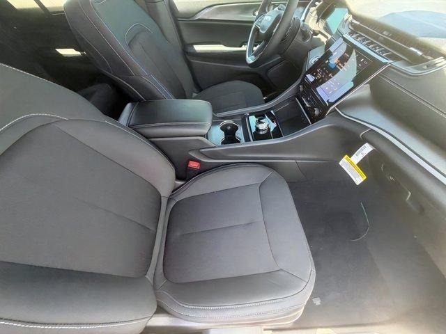 new 2026 Jeep Grand Cherokee car, priced at $37,391