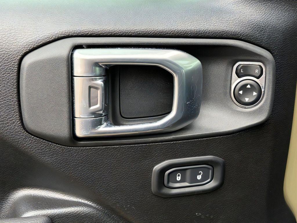 new 2026 Jeep Gladiator car, priced at $39,997