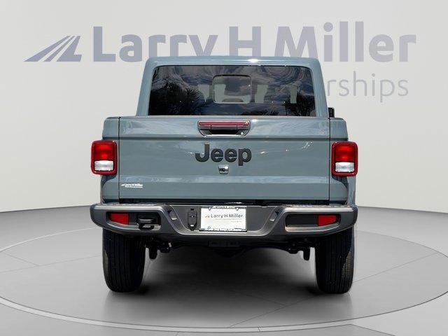 new 2026 Jeep Gladiator car, priced at $40,295