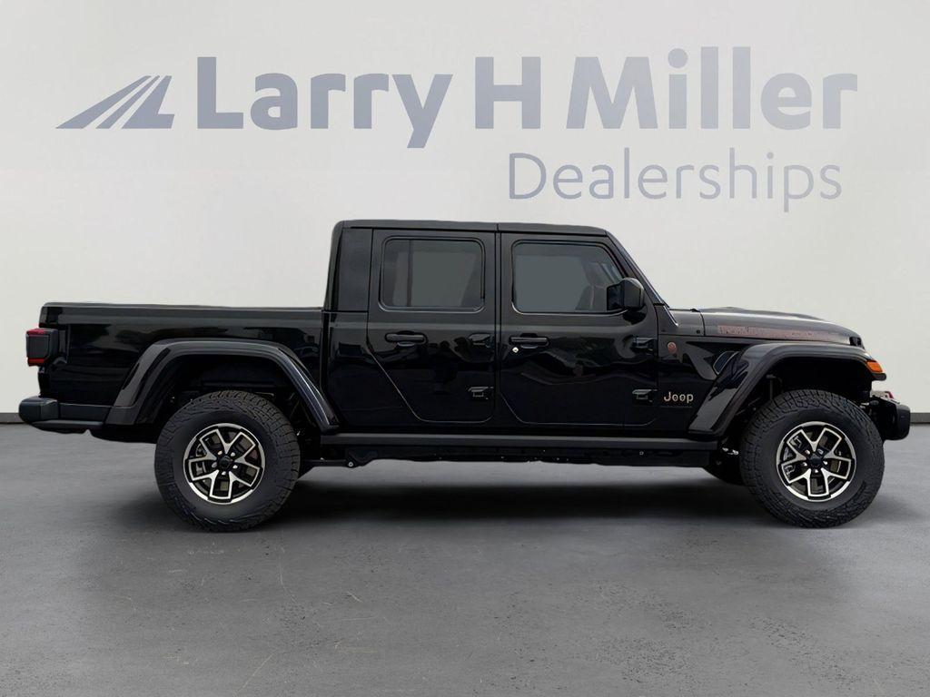 new 2026 Jeep Gladiator car, priced at $56,682