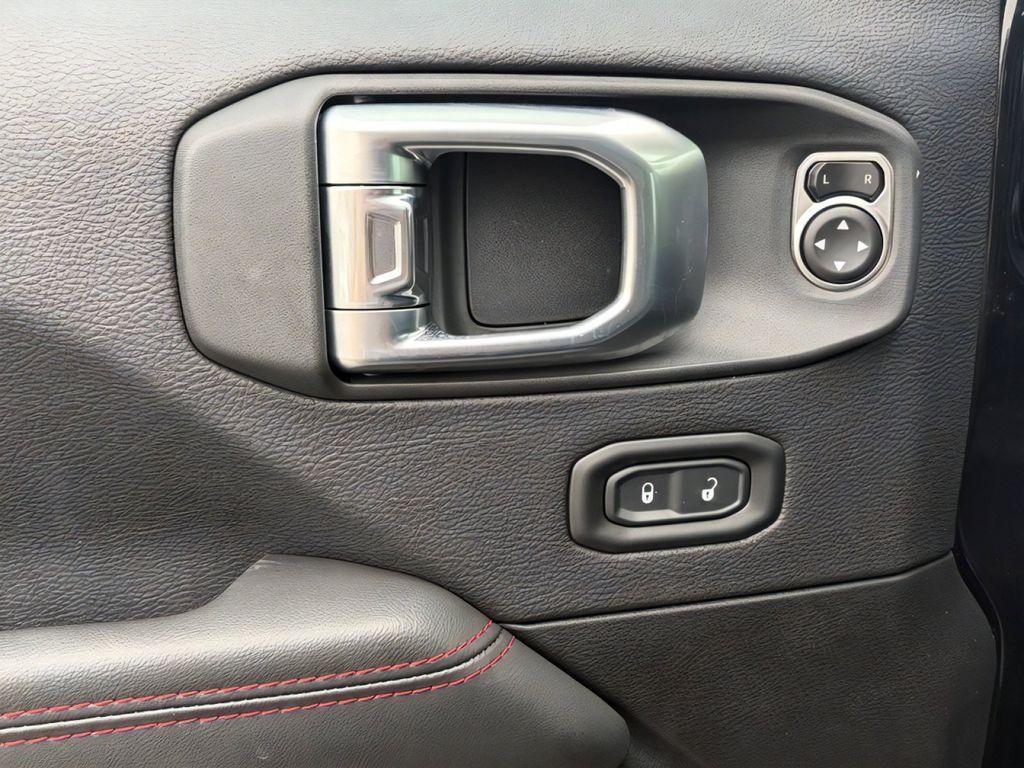 new 2026 Jeep Gladiator car, priced at $56,682