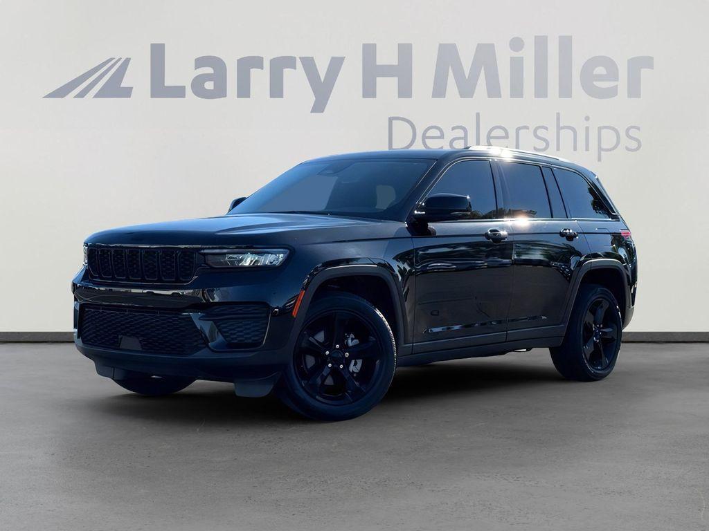 used 2022 Jeep Grand Cherokee car, priced at $26,000