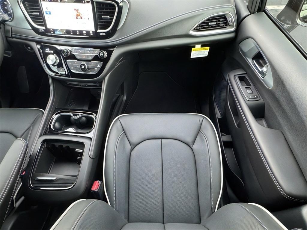 new 2026 Chrysler Pacifica car, priced at $52,917