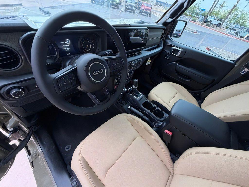 new 2026 Jeep Gladiator car, priced at $46,767