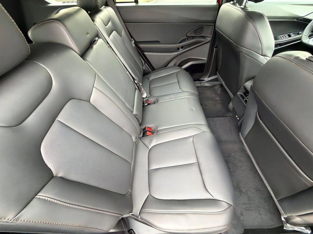 new 2026 Jeep Cherokee car, priced at $44,381