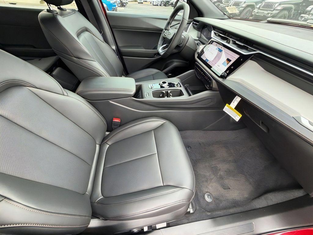 new 2026 Jeep Cherokee car, priced at $44,381