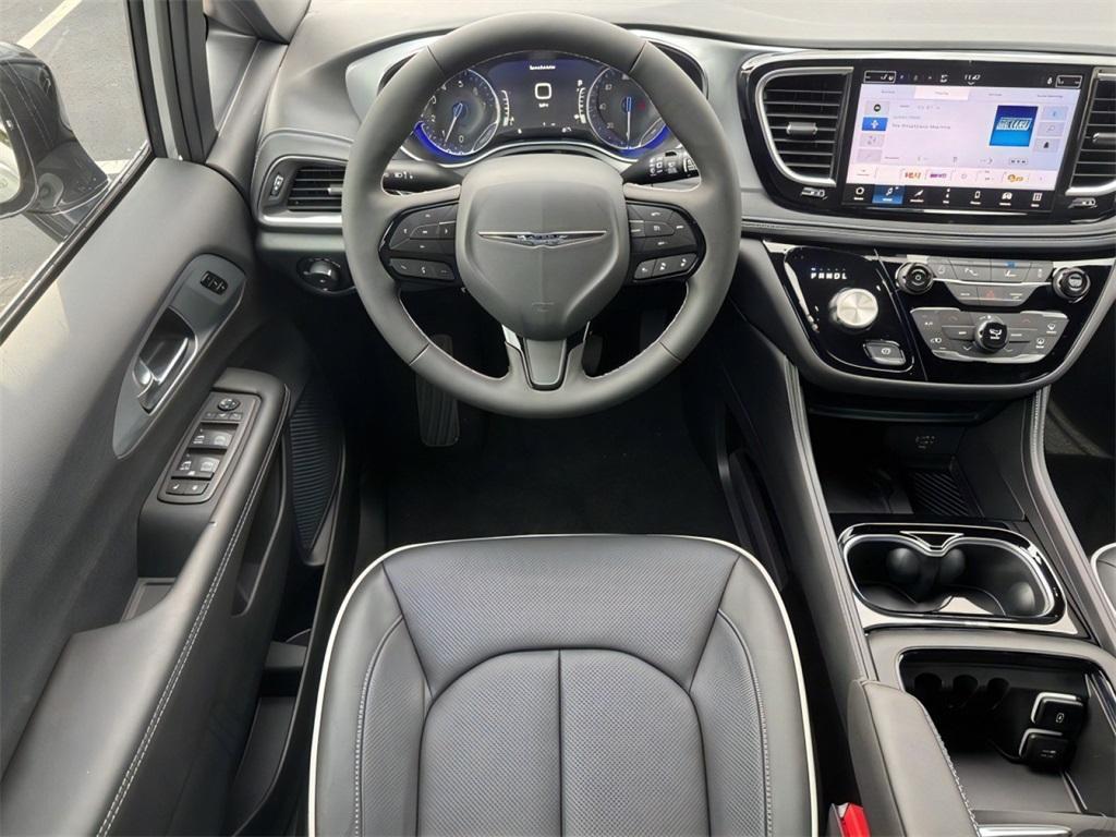 new 2026 Chrysler Pacifica car, priced at $46,867