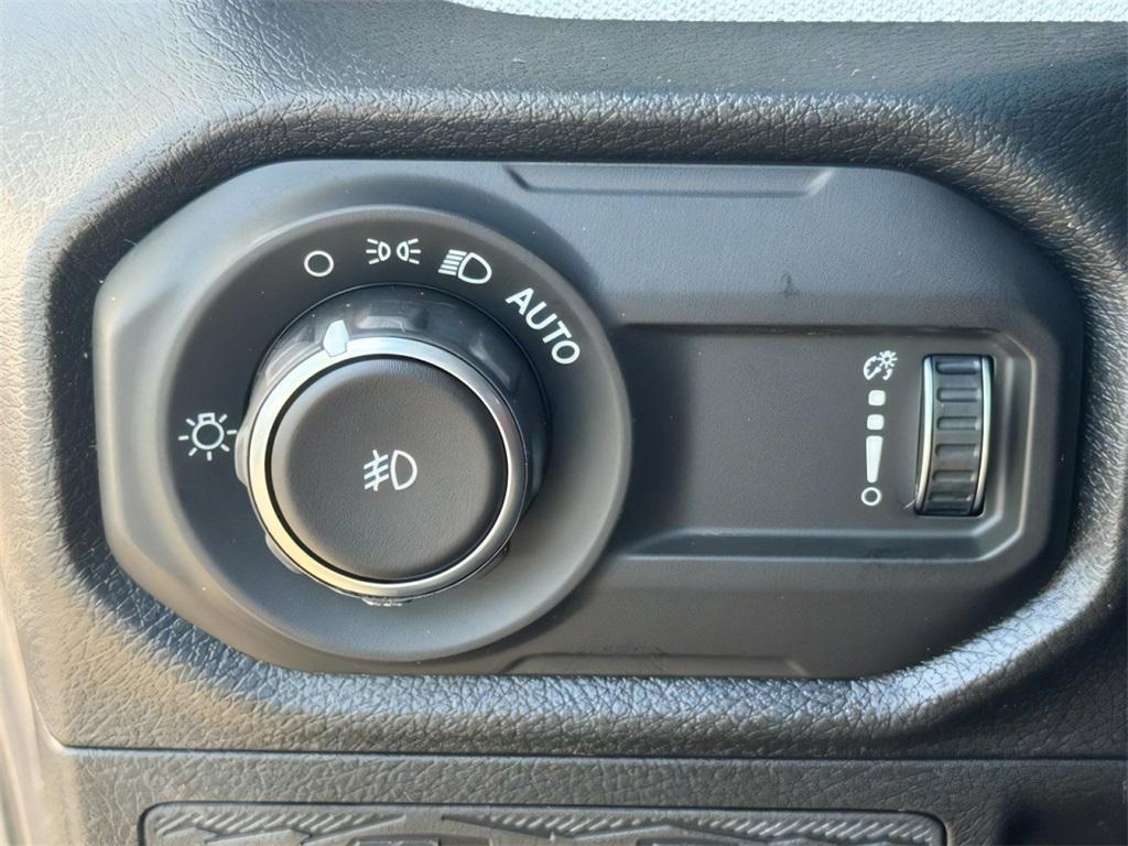 new 2026 Jeep Wrangler car, priced at $42,577