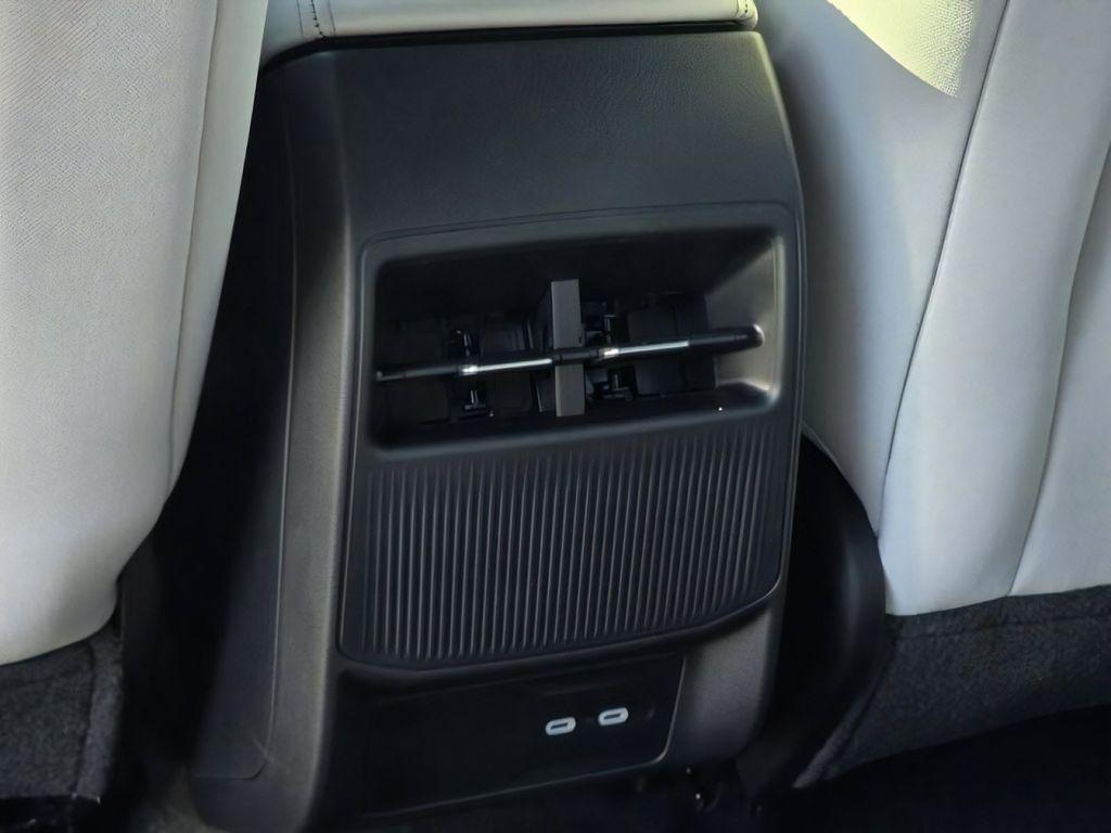 new 2026 Jeep Cherokee car, priced at $38,891