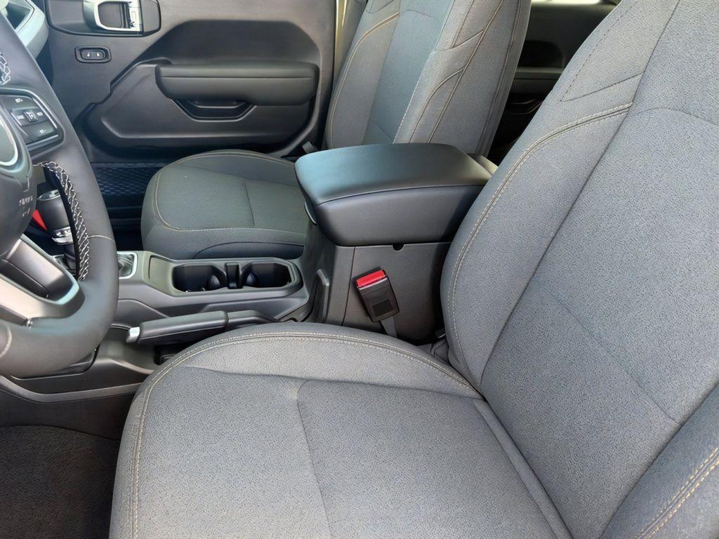 new 2026 Jeep Wrangler car, priced at $45,427