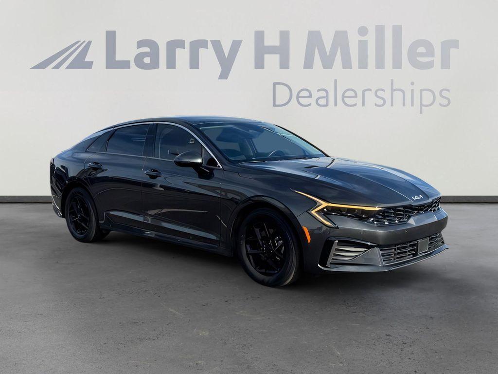 used 2025 Kia K5 car, priced at $25,500