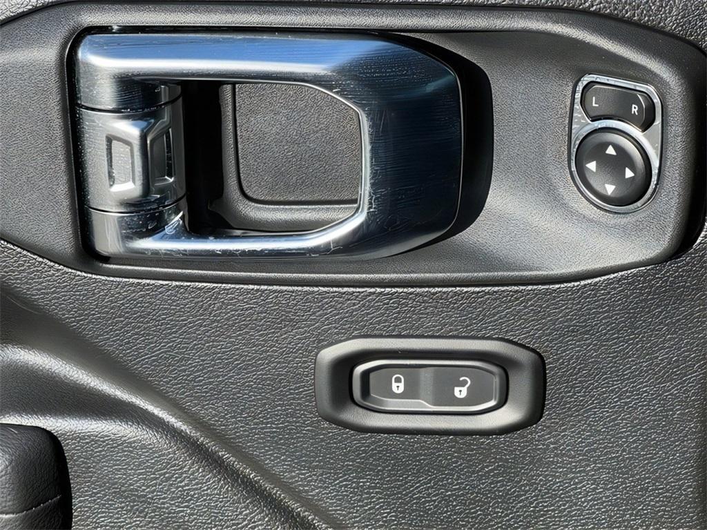 new 2026 Jeep Wrangler car, priced at $47,937