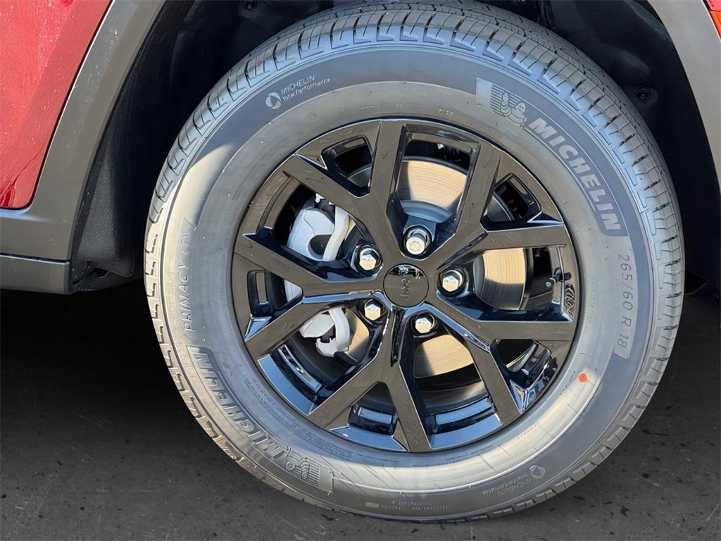 new 2025 Jeep Grand Cherokee car, priced at $39,072