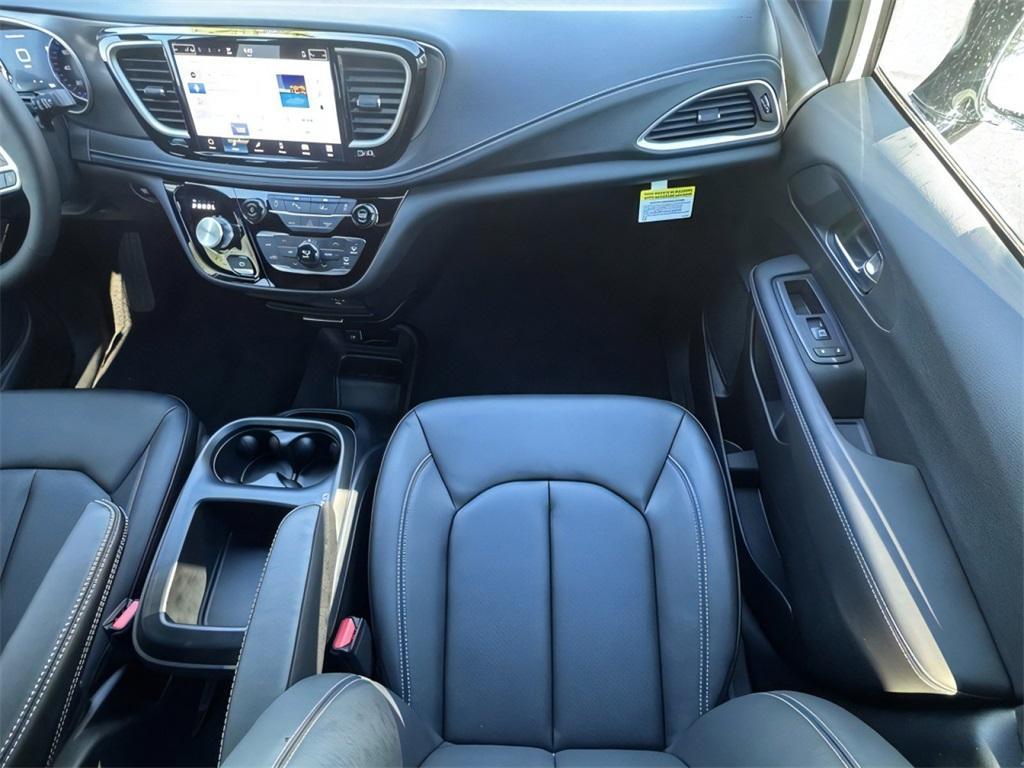 new 2026 Chrysler Pacifica car, priced at $38,987