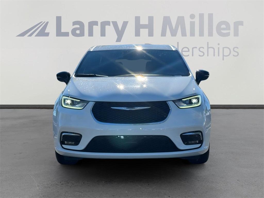 new 2026 Chrysler Pacifica car, priced at $38,987