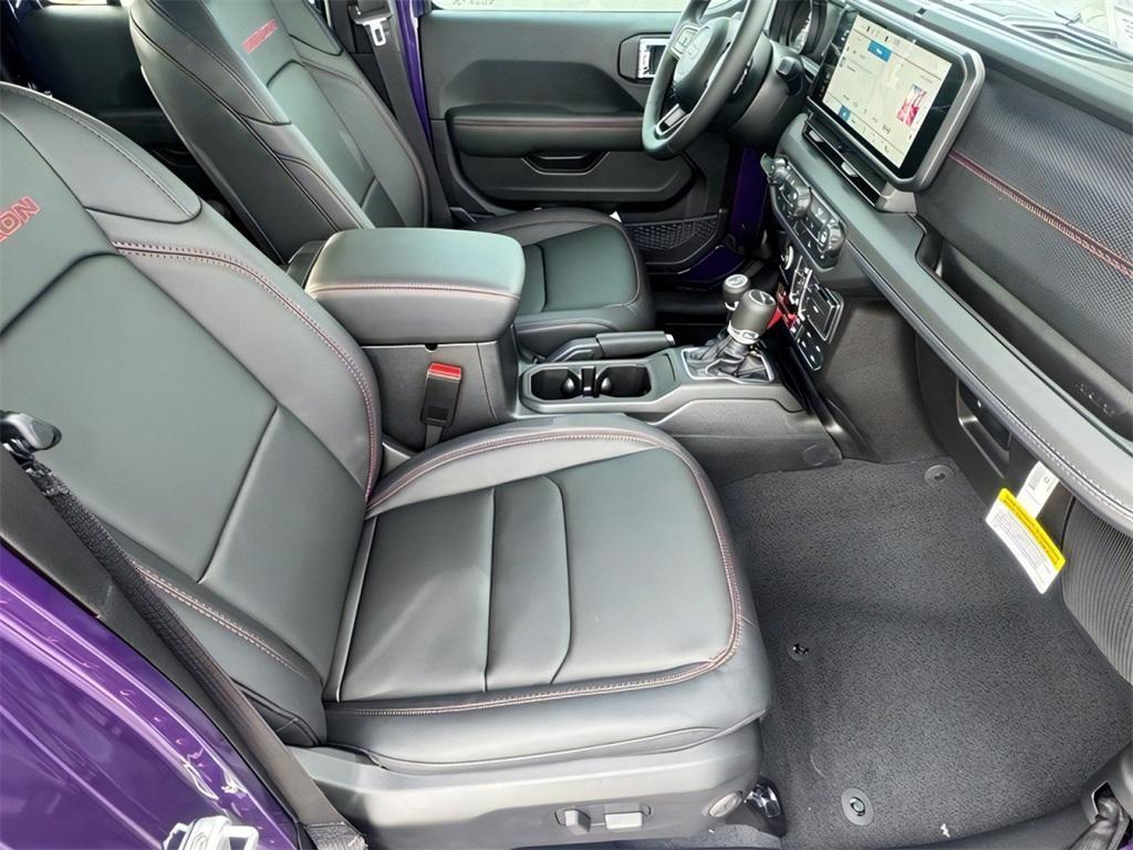 new 2026 Jeep Gladiator car, priced at $60,222