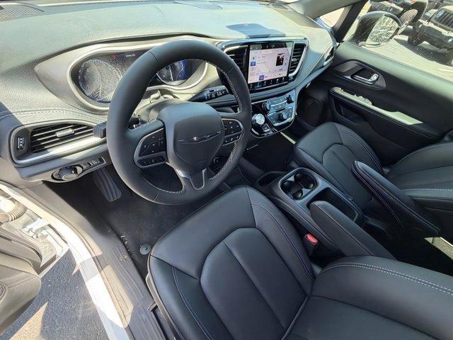 new 2026 Chrysler Pacifica car, priced at $41,761