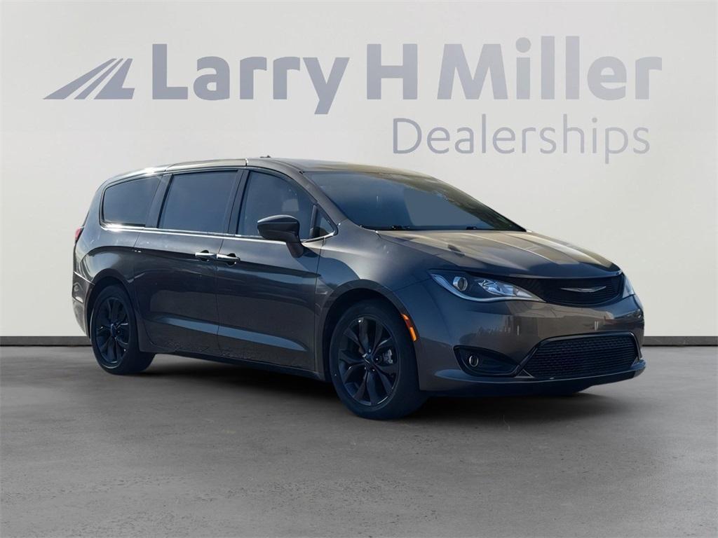 used 2018 Chrysler Pacifica car, priced at $17,000