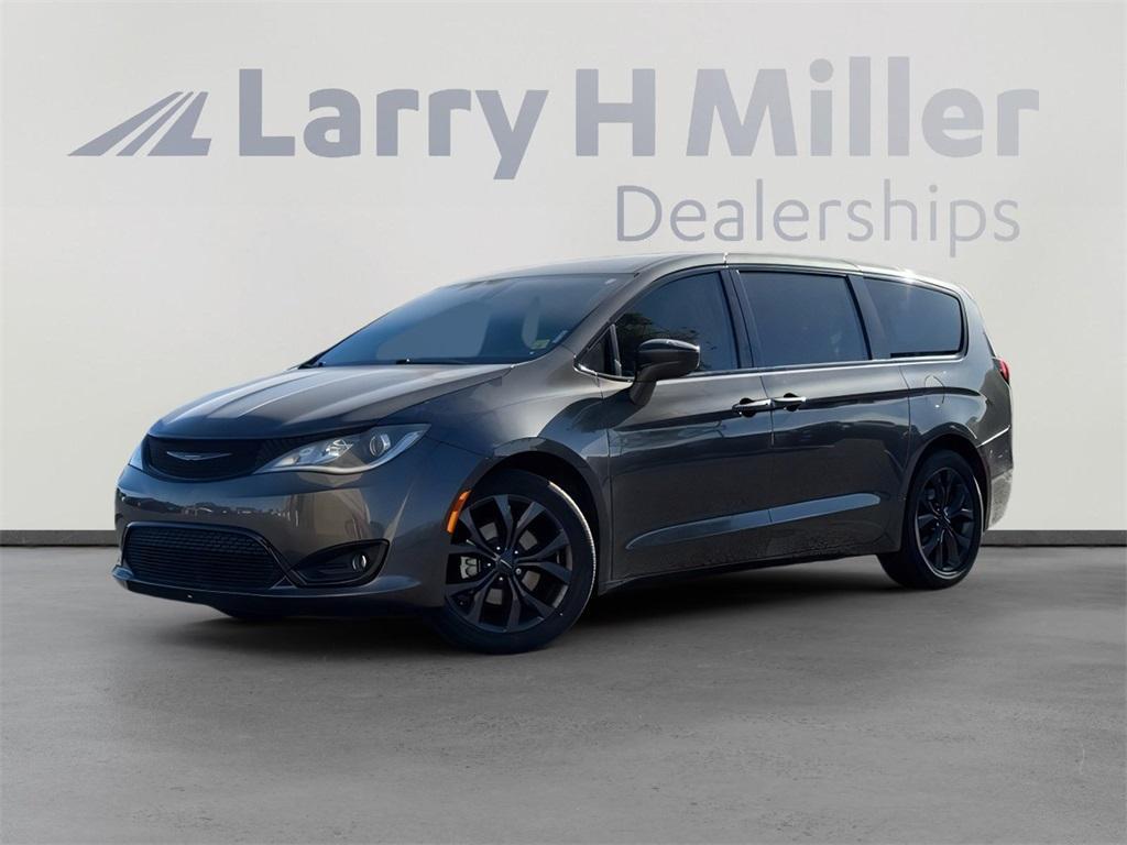 used 2018 Chrysler Pacifica car, priced at $17,000