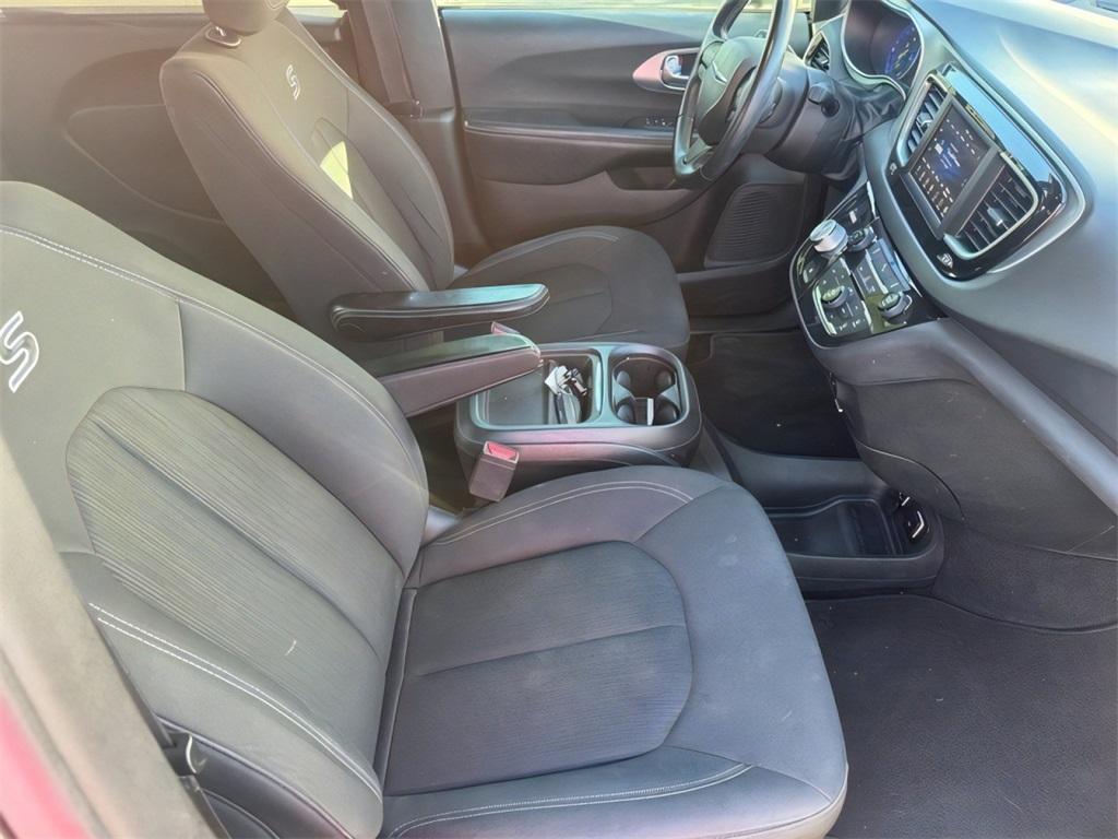 used 2018 Chrysler Pacifica car, priced at $17,000