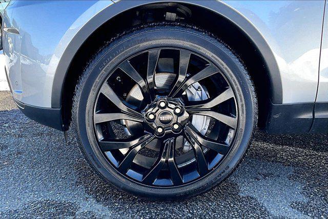 used 2018 Land Rover Discovery car, priced at $19,995