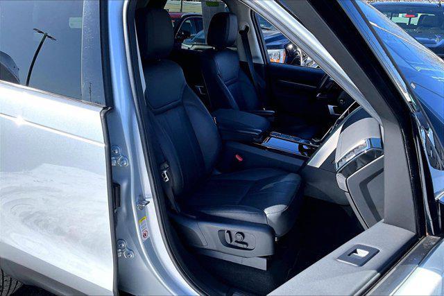 used 2018 Land Rover Discovery car, priced at $19,995