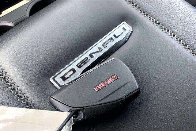 used 2025 GMC Yukon car, priced at $70,071