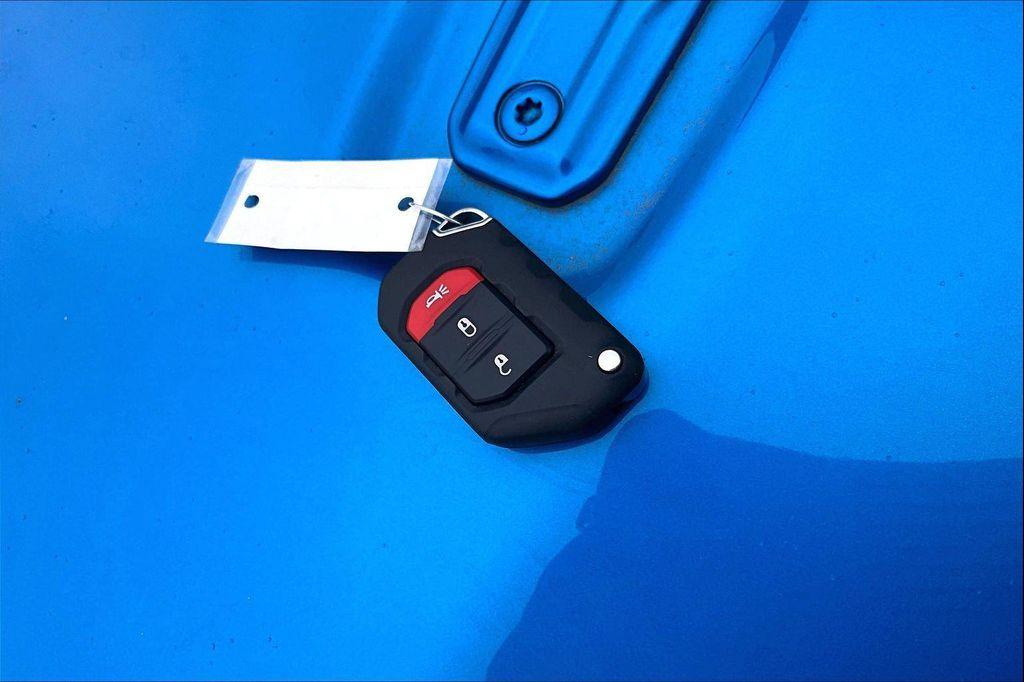 used 2021 Jeep Gladiator car, priced at $28,687