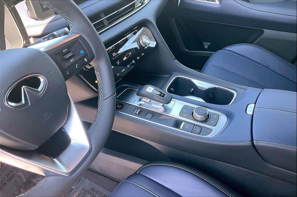new 2026 INFINITI QX60 car, priced at $66,286