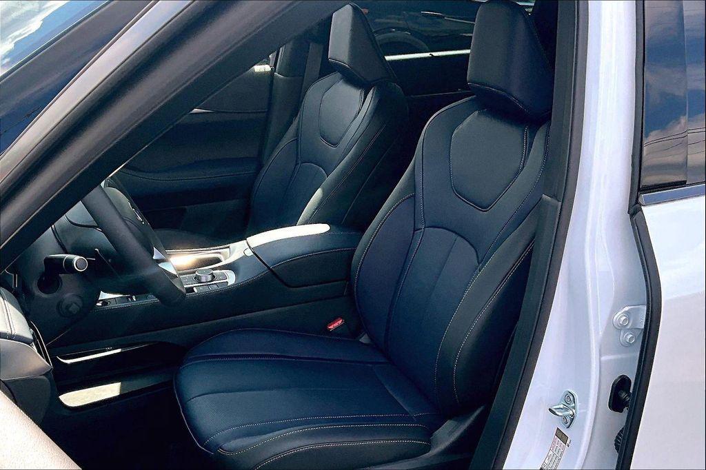 new 2026 INFINITI QX60 car, priced at $66,286