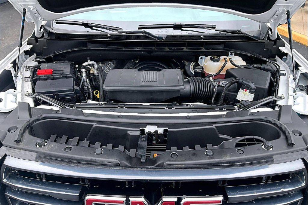 used 2024 GMC Yukon car, priced at $68,687
