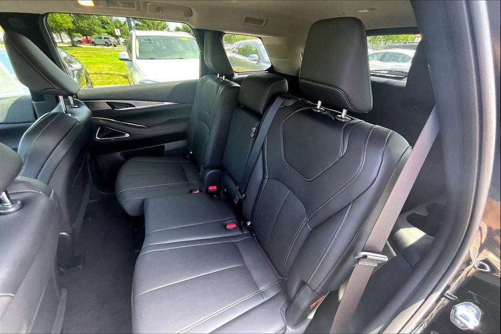 new 2027 INFINITI QX60 car, priced at $60,564
