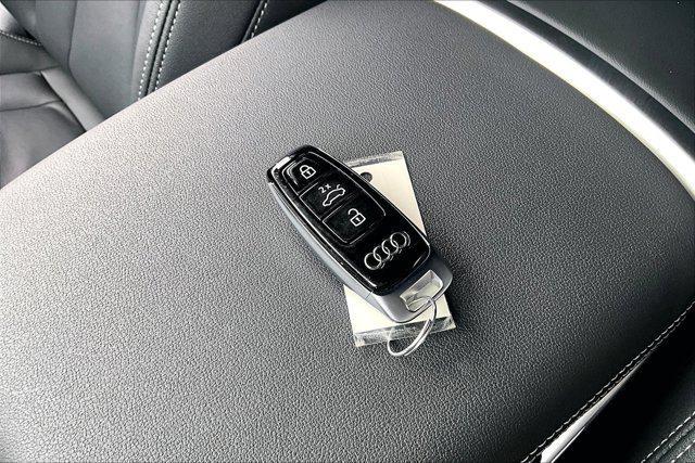 used 2025 Audi Q7 car, priced at $52,998