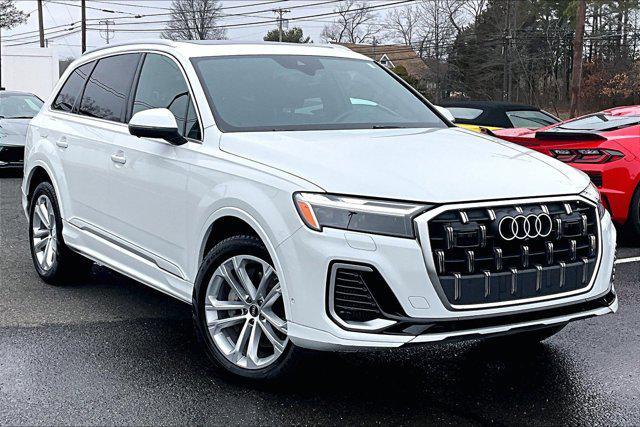 used 2025 Audi Q7 car, priced at $52,998