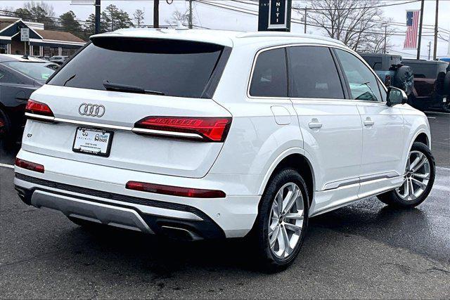 used 2025 Audi Q7 car, priced at $52,998
