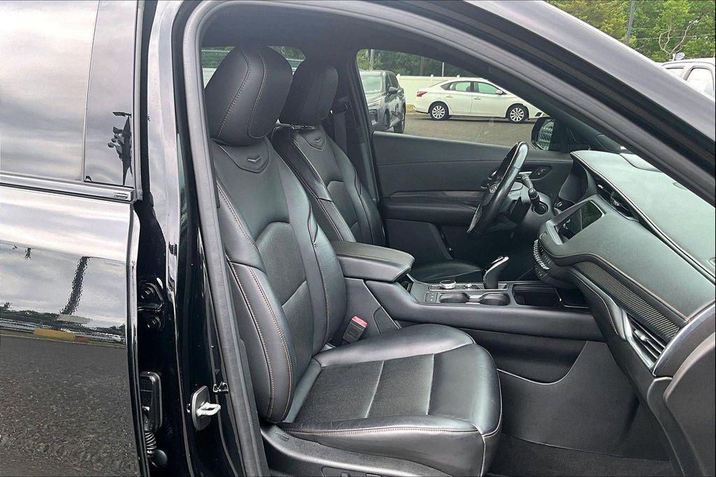 used 2020 Cadillac XT4 car, priced at $24,187