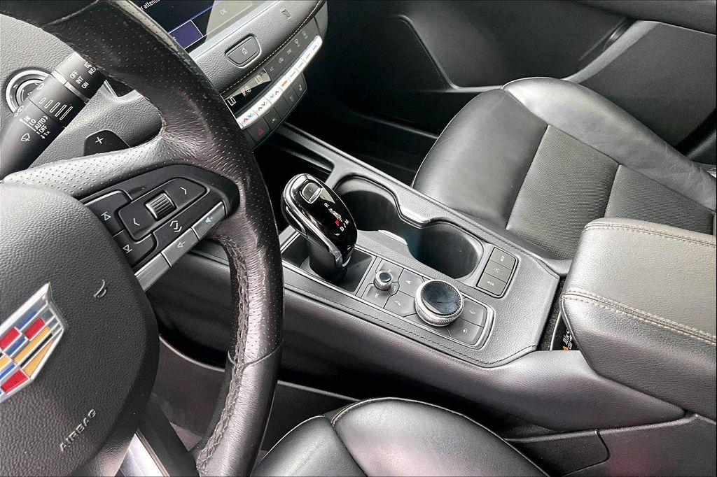 used 2020 Cadillac XT4 car, priced at $24,187