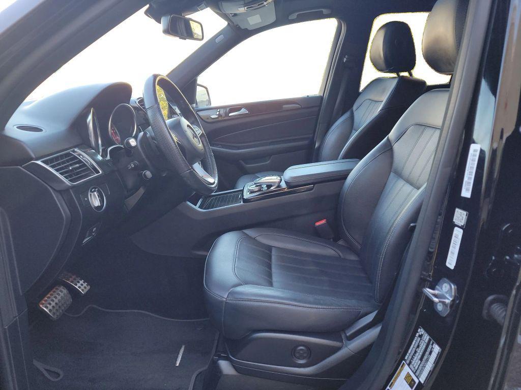 used 2019 Mercedes-Benz GLE 400 car, priced at $19,495