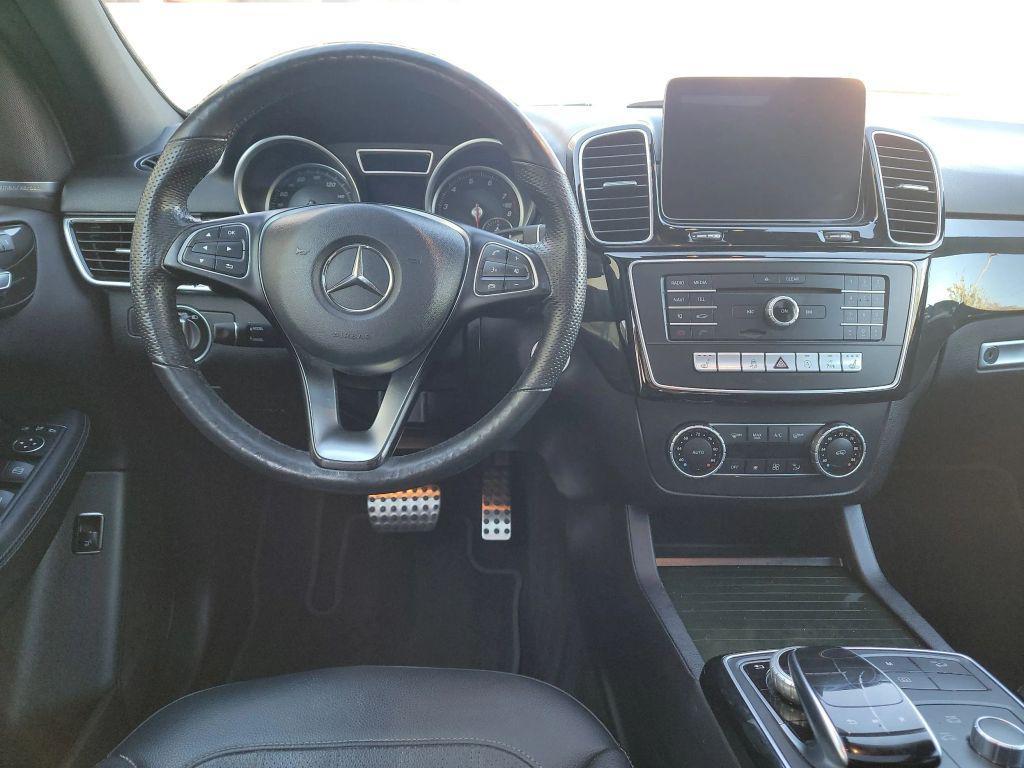 used 2019 Mercedes-Benz GLE 400 car, priced at $19,495