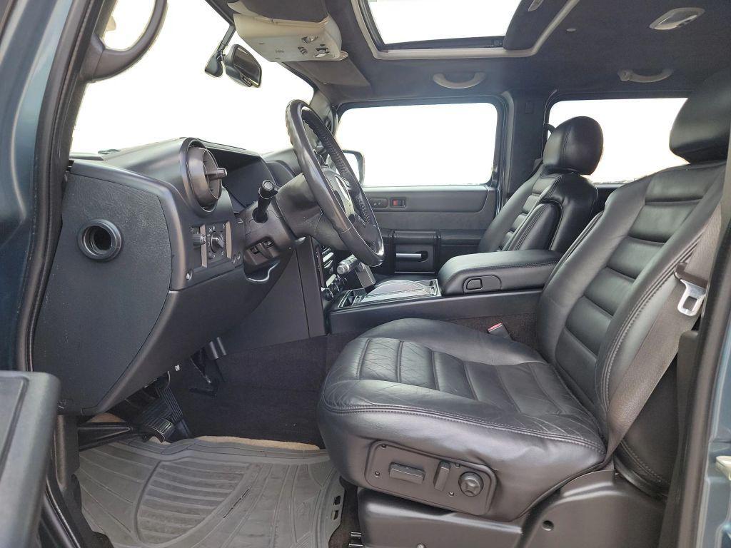 used 2005 Hummer H2 car, priced at $14,995