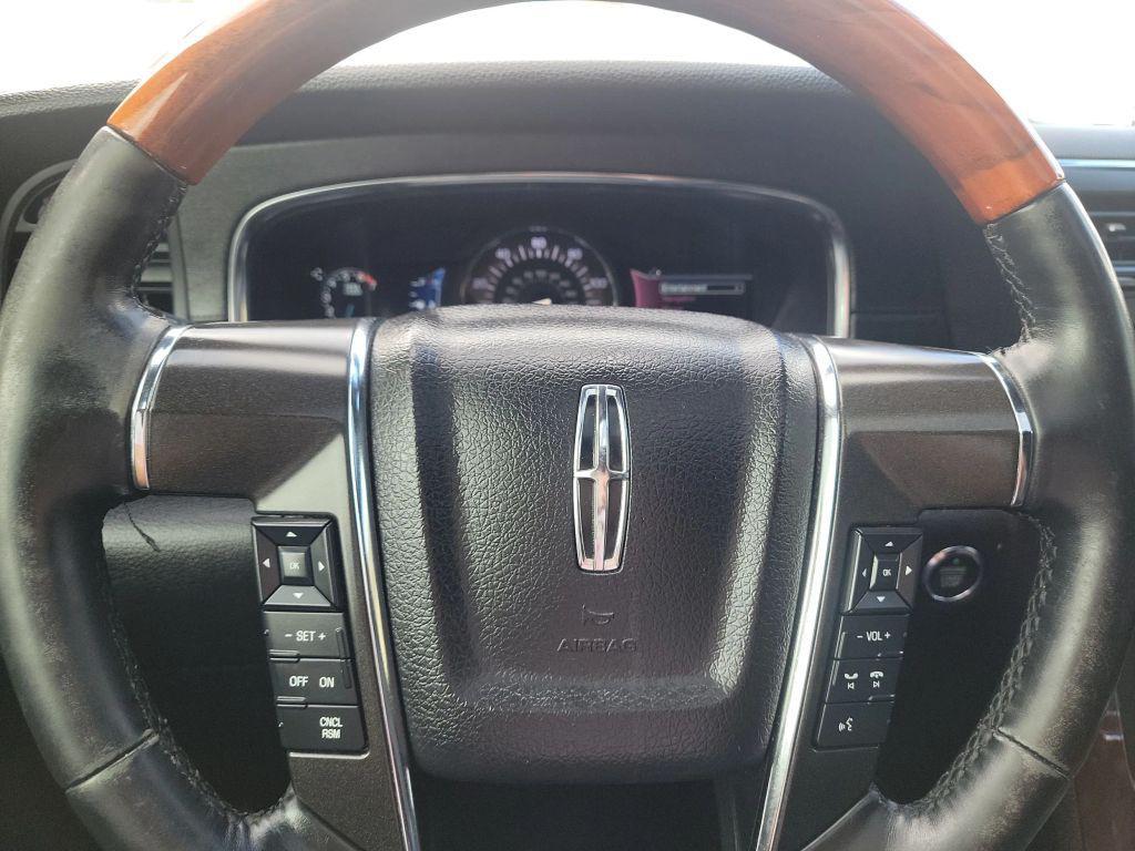 used 2015 Lincoln Navigator car, priced at $13,495
