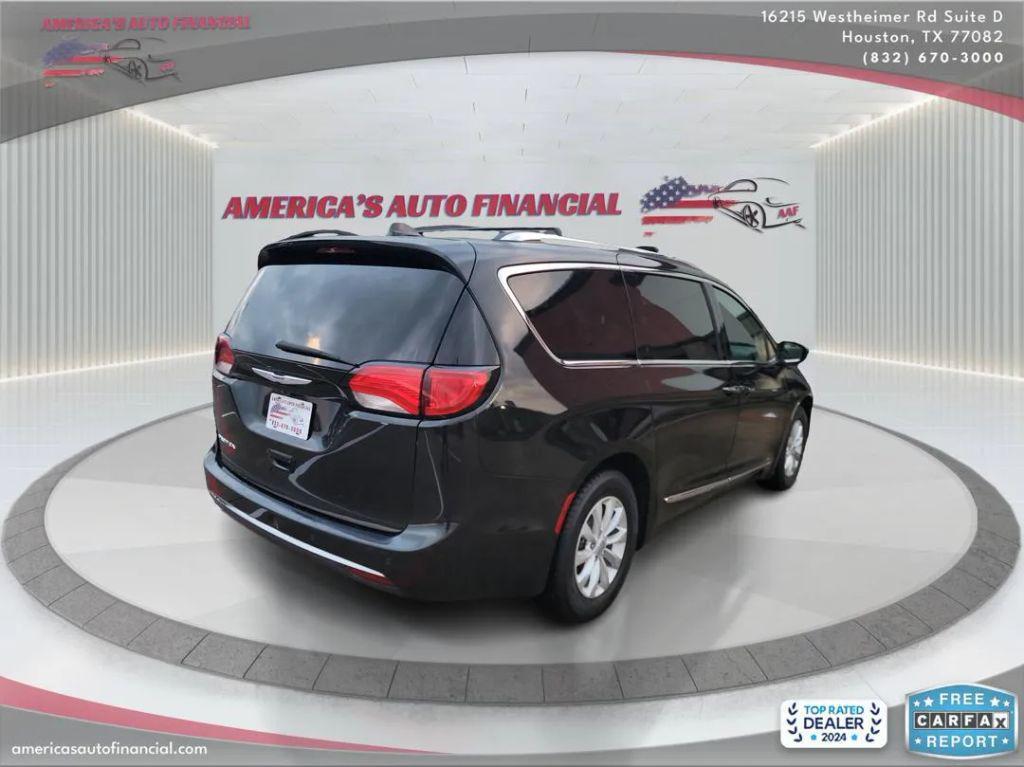 used 2019 Chrysler Pacifica car, priced at $13,995