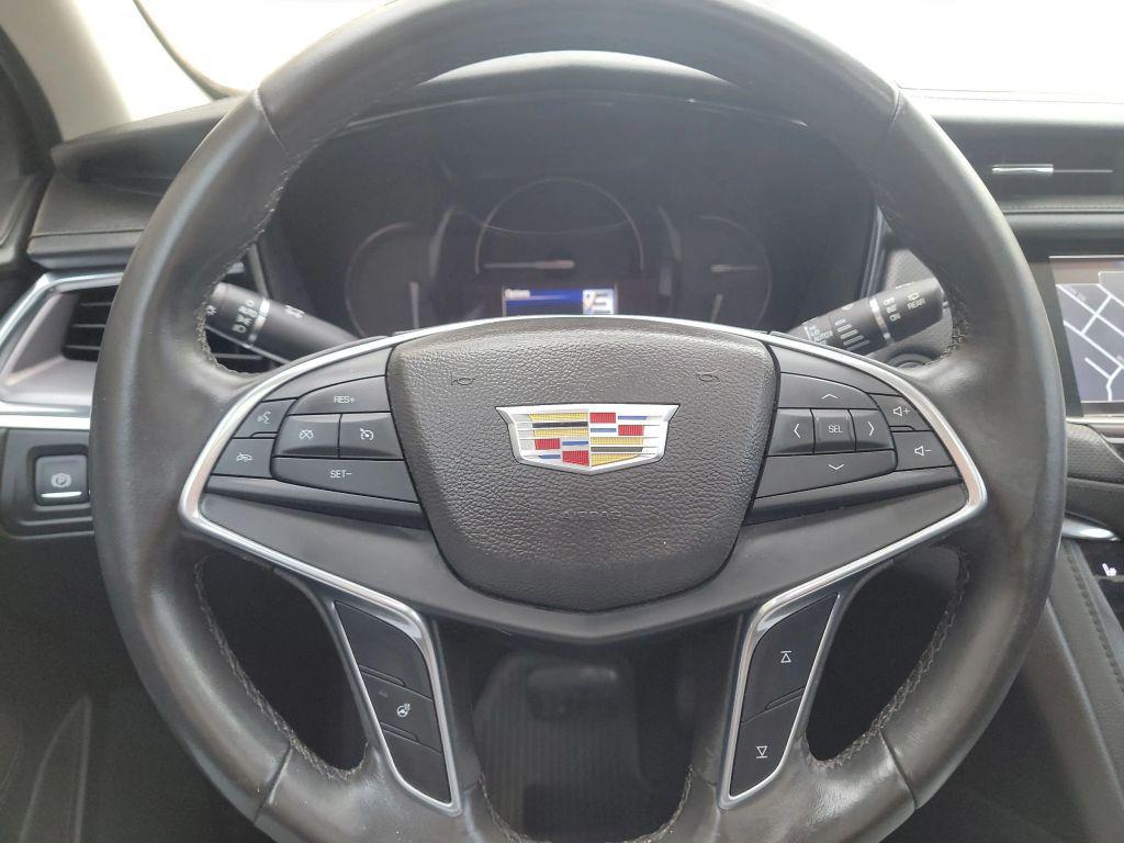 used 2017 Cadillac XT5 car, priced at $17,995